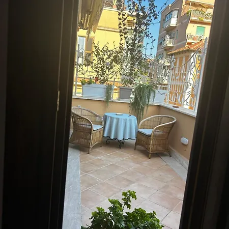 Apartment La Finestra Su San Pietro Terrace And View *