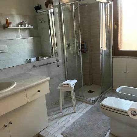 La Finestra Su San Pietro Terrace And View * 로마